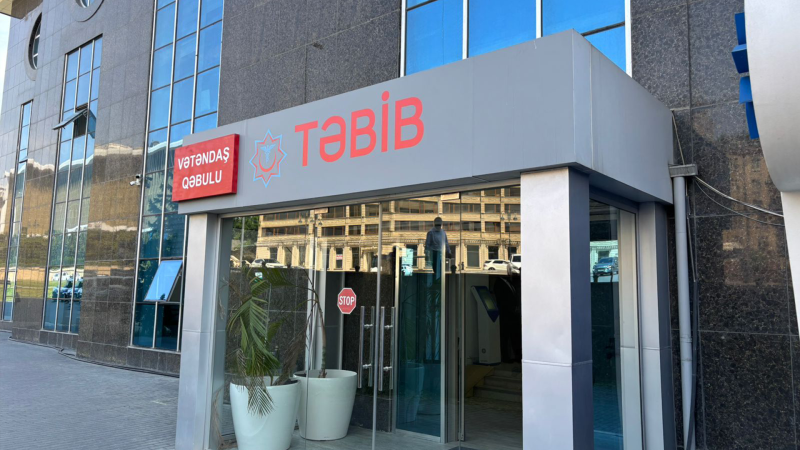 Stomatoloqlar etiraz edir: TƏBİB regionlarda 1140 həkimi ixtisar edir