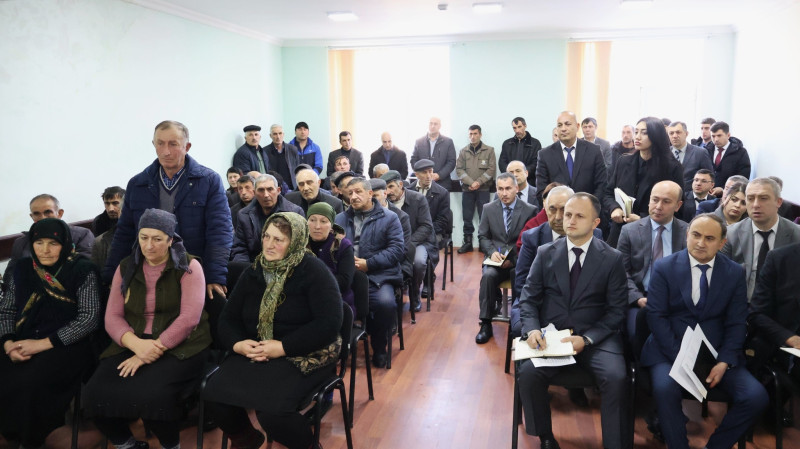 Zindanmuruqda vətəndaşların səyyar qəbulu keçirilib