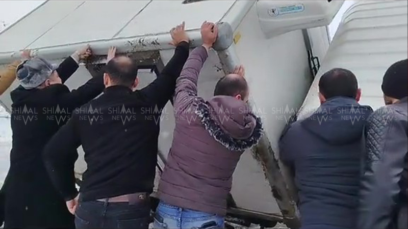 Qubada yük avtomobili aşıb