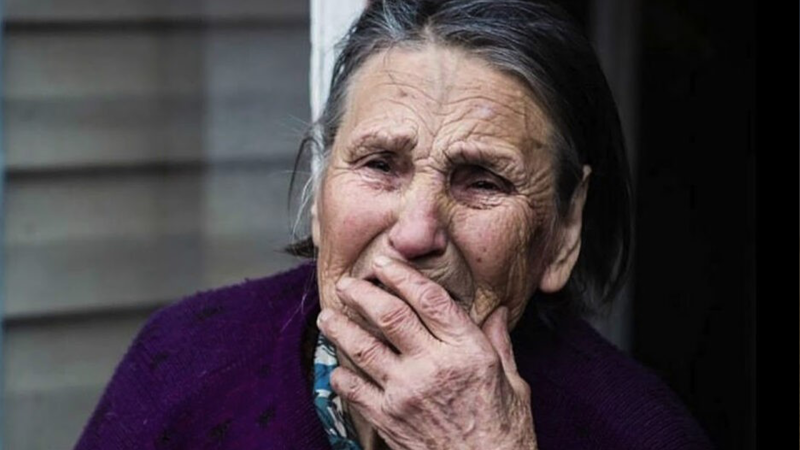 Qubada anasını döyən şəxs cəzalandırıldı