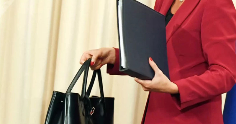 Ağsuda vəzifəli şəxs işdən çıxarıldı