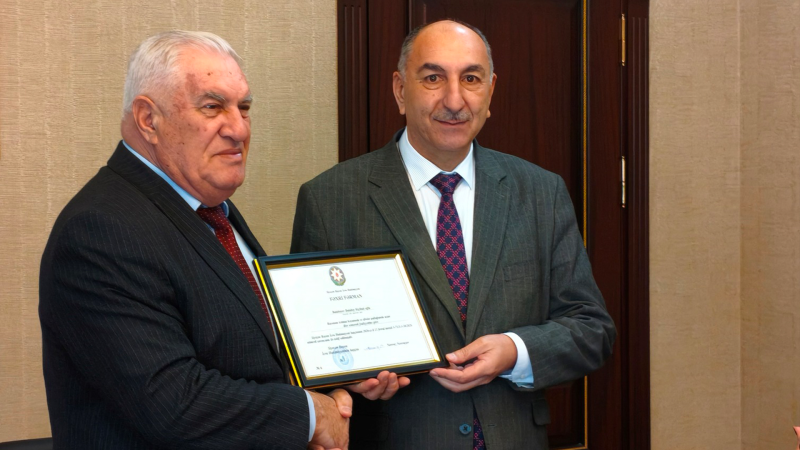 İcra başçısı yeni köməkçisini işdən çıxardı