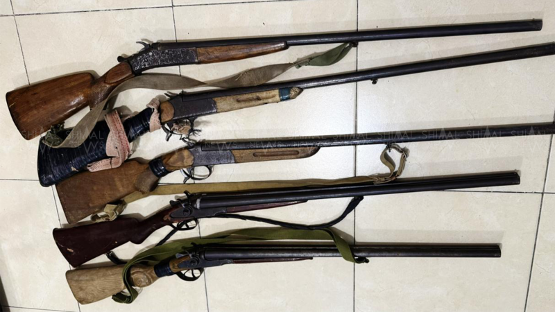 Qubada 5 ov tüfəngi polisə təhvil verildi