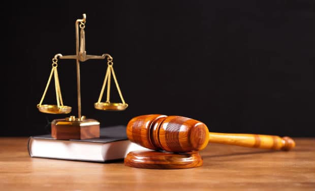 Zaqatalada bağça müdiri rüşvətə görə məhkəməyə verildi