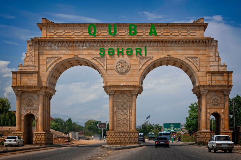 Qubada kişi əvvəl arvadını, sonra özünü öldürdü