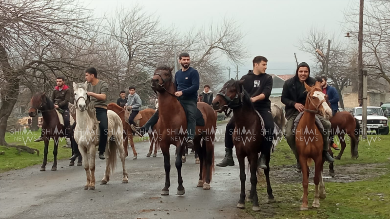 Unudulan adətə yeni nəfəs verildi – Əmbərçayda at yarışı