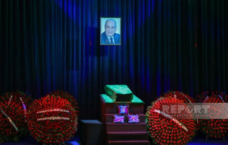 İlham Əliyev və Mehriban Əliyeva Rasim Balayevlə vida mərasiminə əklil göndəriblər