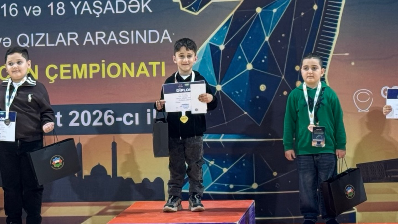 Qubalı Ziya hamını mat qoydu