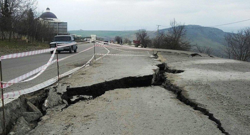 Qəbələ və Lahıcda sürüşmə təhlükəsi artır: Alimdən ciddi xəbərdarlıq