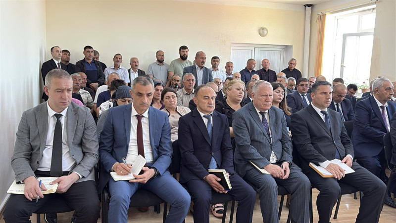 Caqarqışlaq sakinləri icra başçısına müraciət etdilər