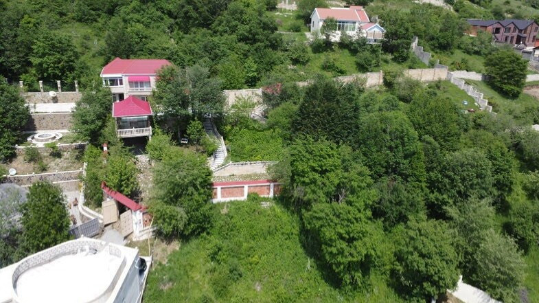 Şamaxının kəndində 15 min manata kirayə ev
