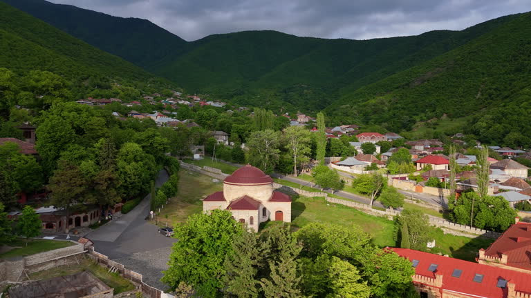 Hər fəsildə bir ayrı gözəl Şəki