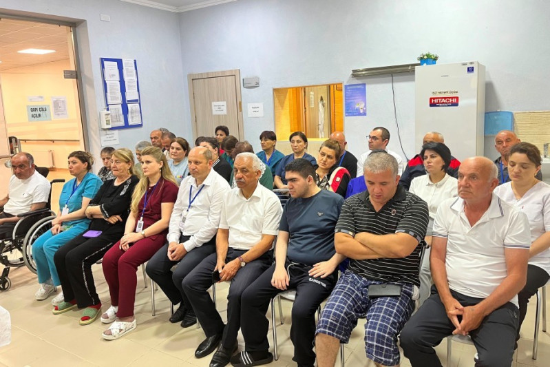 FHN əlilliyi olan şəxslər və onlara qulluq edənlər üçün tədbir keçirib