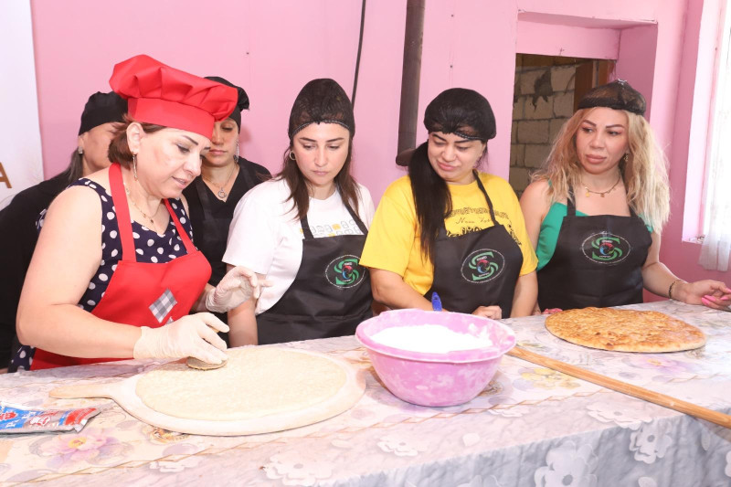 Qubada qədim çörəyin hazırlanması üzrə master-klass keçirilib