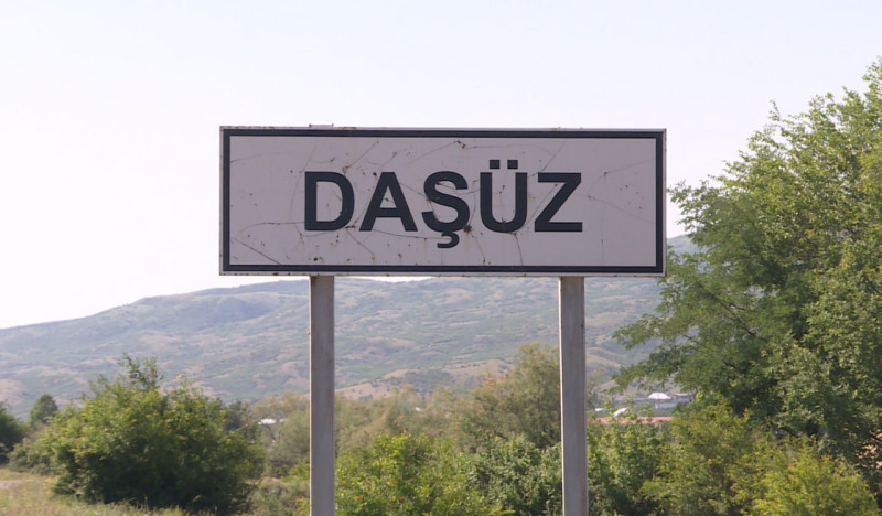 Şəkidə 30 ildir təmir üzü görməyən yol: Sakinlər narazıdır