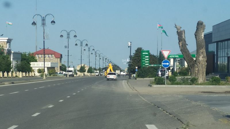 Qubada yol nişanları çaşqınlıq yaradıb: Sağa dön, amma hara?