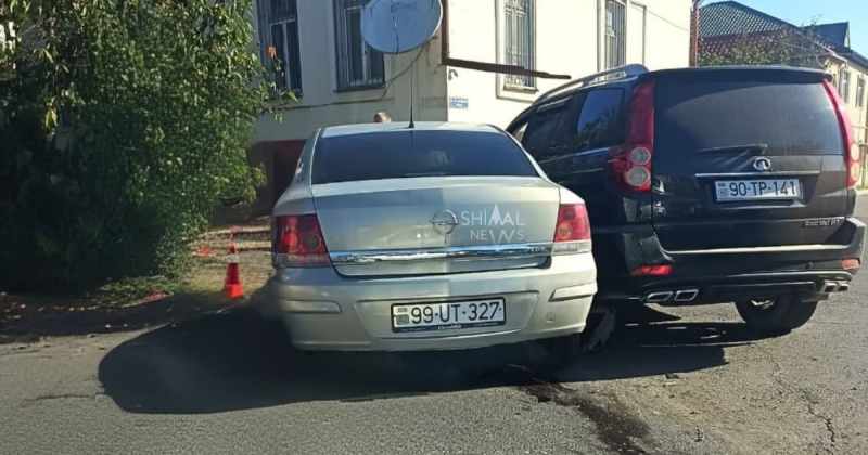 Qubada iki avtomobil toqquşdu – FOTO