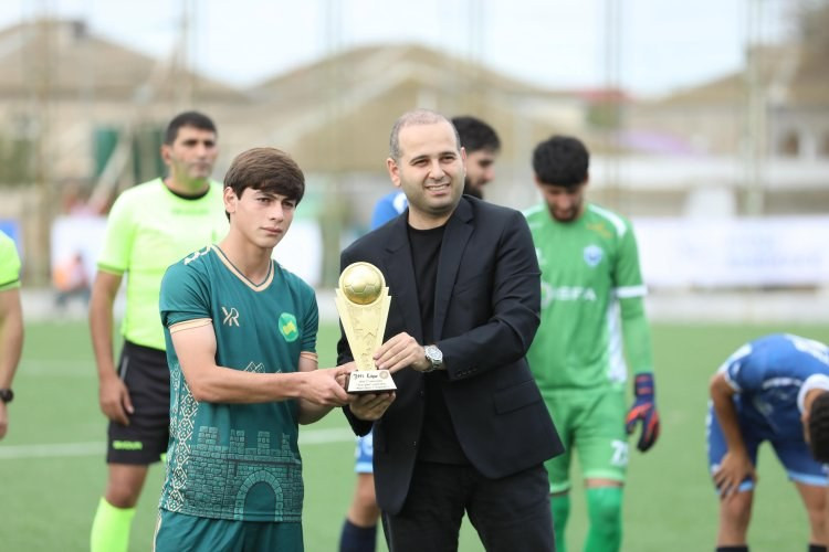 Zaqatalanın futbolçusu Ayın qolunun qalibi oldu