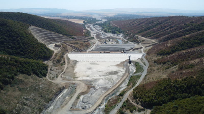 Qəbələdə 17,5 milyon kubmetrlik su anbarı tikilir