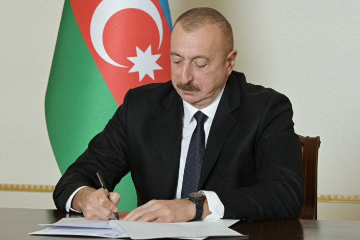 Prezident Sərəncam imzaladı