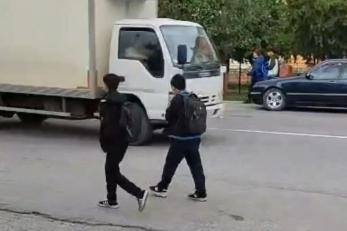 Xaçmazda təhlükə siqnalı: görünməyən piyada keçidi sakinləri riskə atır