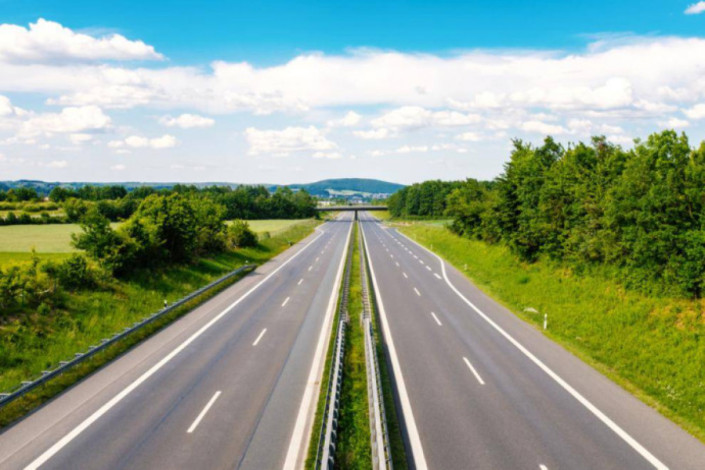 Ödənişli yollarda sürət həddi müəyyənləşir