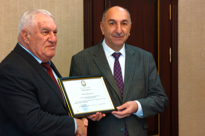 İcra başçısı yeni köməkçisini işdən çıxardı