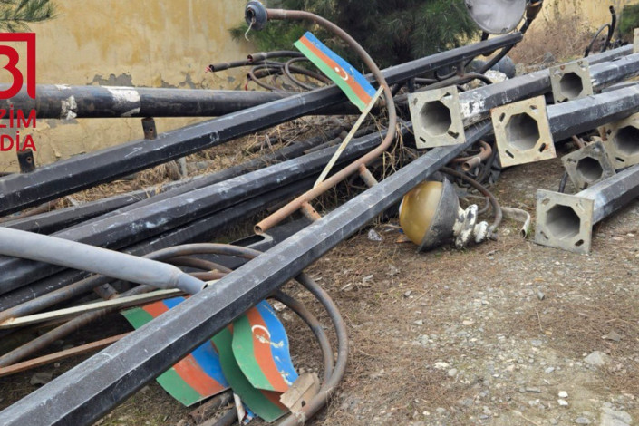 Xaçmazda rəsmi qurumdan Azərbaycan bayrağına hörmətsizlik-QALMAQAL