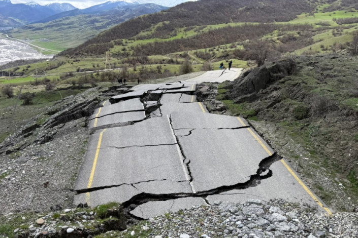 Quba-Qonaqkənd yolundakı sürüşmə ilə bağlı AÇIQLAMA