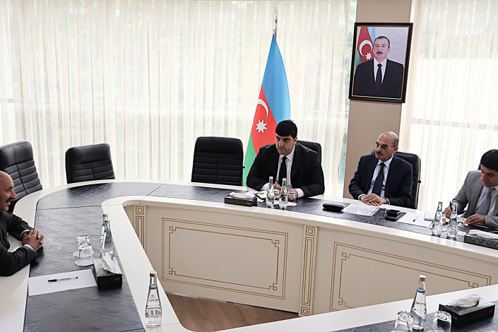 İlham Mirzəliyev Qusarda vətəndaşları qəbul edib