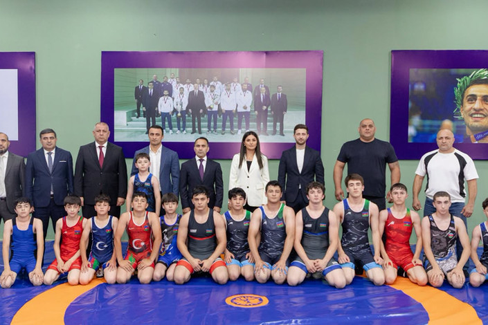 Qubada yenilənmiş güləş zalı istifadəyə verildi