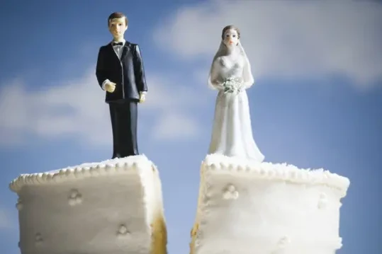 Azərbaycanda nikah və boşanmaların sayı açıqlanıb