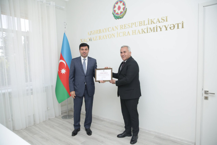 Xaçmazda Mədəniyyət Mərkəzinin direktoru təltif edilib