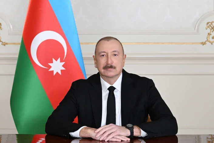 Prezident Dövlət Suverenliyi Günü ilə bağlı paylaşım edib