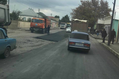 Xudatın mərkəzi yollarında sıxlıq var