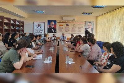 Qusarda Qızıl Qələm mükafatçısı ilə görüş baş tutub