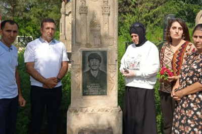 Xaçmazda mədəniyyət işçiləri şəhidlərin xatirəsini yad ediblər