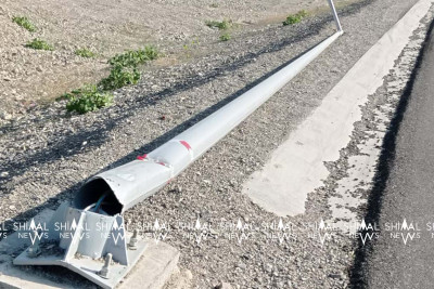 Xaçmaz: avtomobil işıq dirəyinə çırpılıb