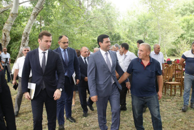 Xaçmaz rayonunda növbəti səyyar qəbul baş tutub