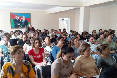 Xaçmazda ibtidai sinif müəllimləri ilə görüş keçirilib