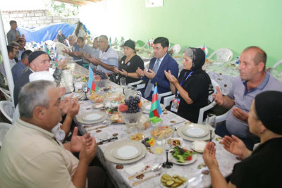Xaçmaz: icra başçısı şəhid Sərxan Mirzəmmədovun ailəsi ilə görüşüb