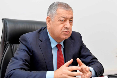 Vahid Əhmədov: “Regionlarda sahibkarlıq inkişaf etdirilməlidir”
