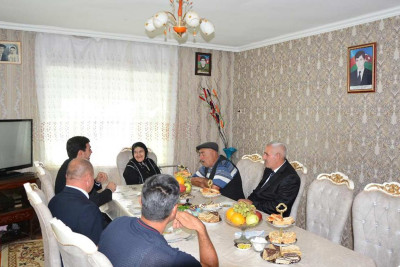 Xaçmaz: icra başçısı Yavər Şahbazovun anasının səhhəti ilə maraqlanıb