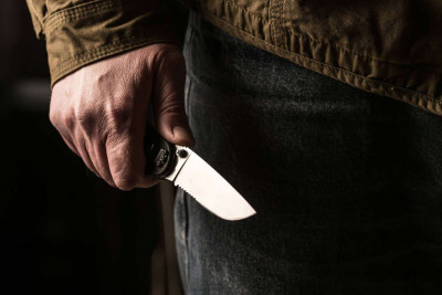 İsmayıllıda məktəbli bıçaqlanıb