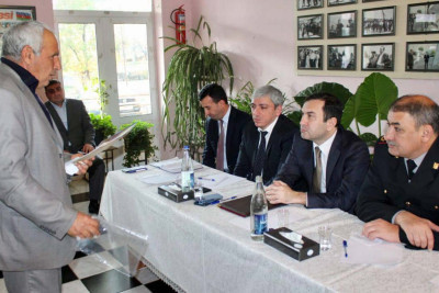 İsmayıllının icra başçısı Talıstan kəndində sakinləri qəbul edib