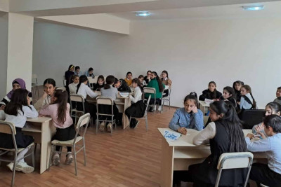Quba: II Nügədidə məktəblilər biliklərini sınayıblar
