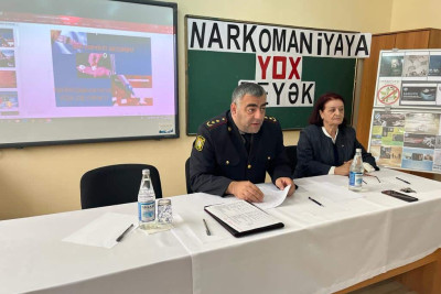 Quba: DİN əməkdaşları məktəblilərə maarifləndirici tədbir keçiriblər