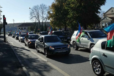 Qusarda Dövlət Bayrağı Günü qeyd olunub