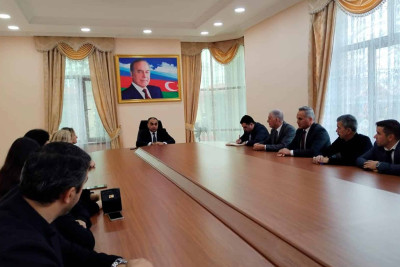 Xaçmaz: Xalq Teatrının üzvləri ilə görüş keçirilib