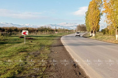 Quba-Xaçmaz yolunda yol sağa, nişan isə sola baxır